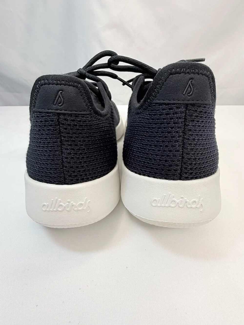 allbirds Women's Navy Blue Knit Lace-Up Sneakers with White Outsole EUC